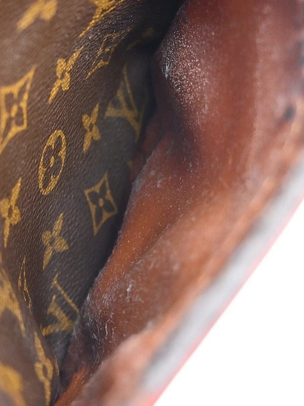 LOUIS VUITTON DANUBE SHOULDER BAG MONOGRAM - Picture 12 of 15